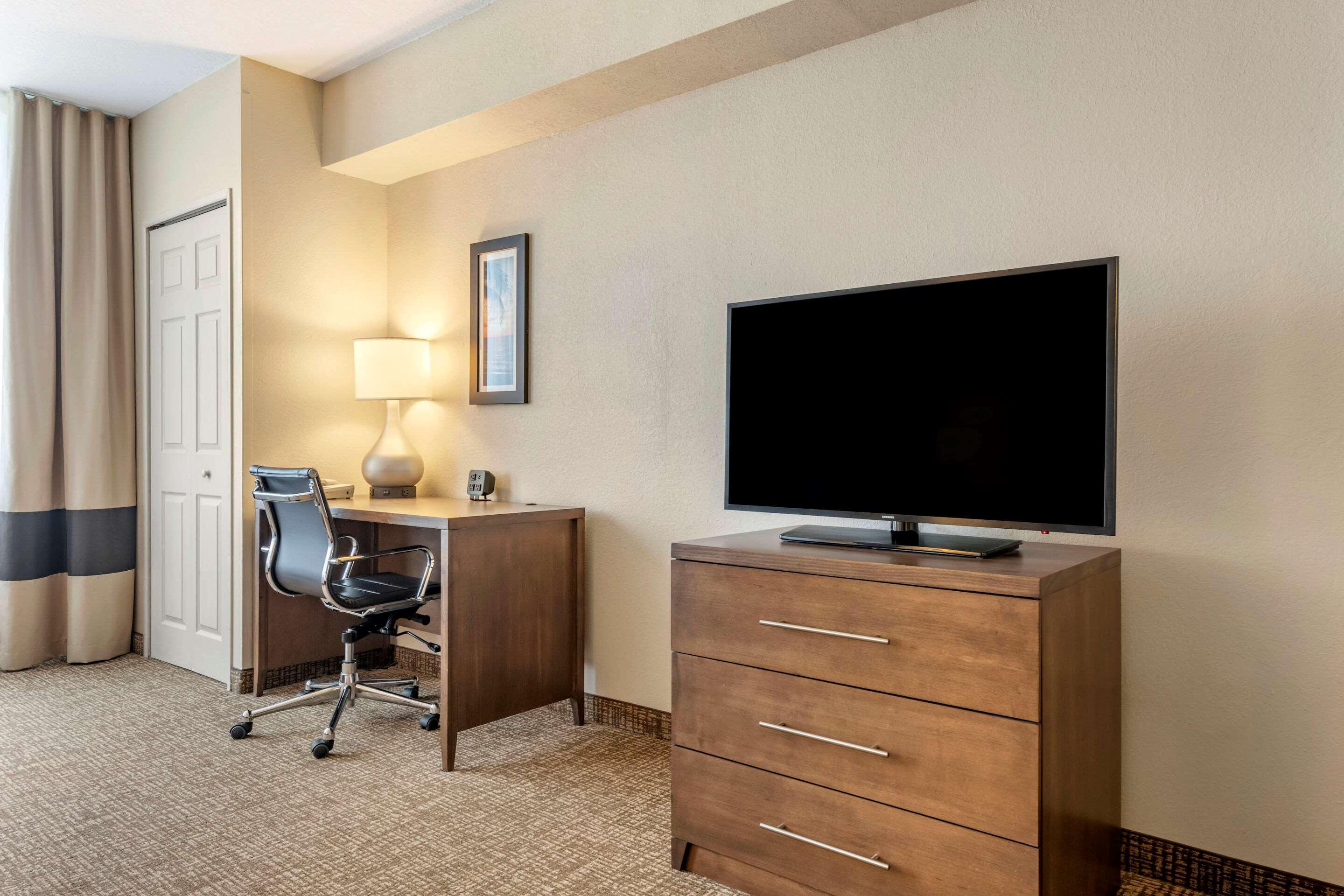 Comfort Suites Maingate East Kissimmee Εξωτερικό φωτογραφία